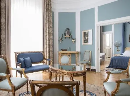 Grand Et De - The Leading Of The World 5*